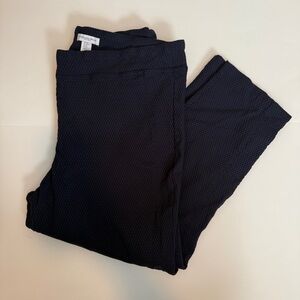 Navy Blue Textured Cropped Stretchy Pants